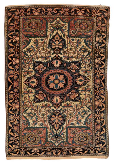 Antique Sarouk Ferreghan Rug