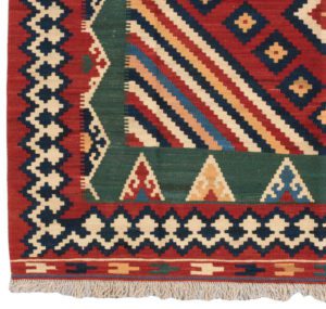 35174-Persian_Kashkuli_Kilim-5'4''x6'10''-Iran-c