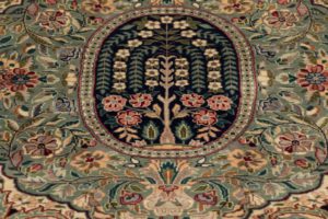 lavar garden rug