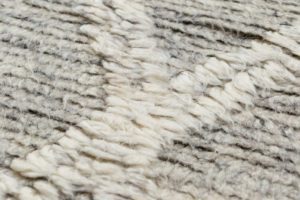 contemporary moroccan wool rug