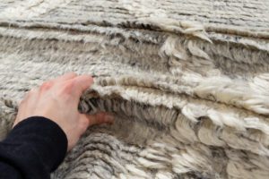 contemporary moroccan wool rug