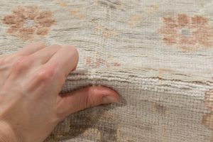 vase transitional rug