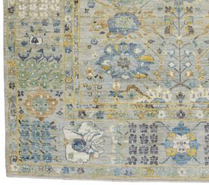 Hand knotted transitional rug