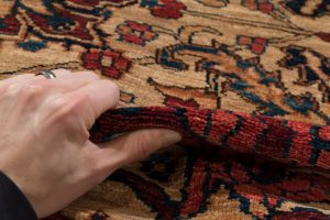 Heriz Handwoven Rug