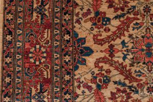 Heriz Handwoven Rug