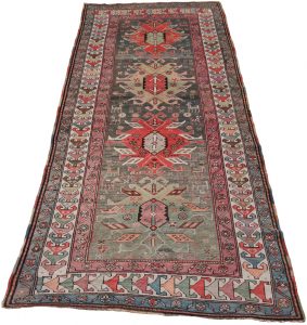 Antique Daghestan Rug