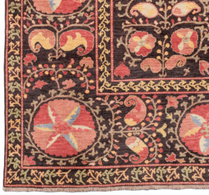36462-Luxe_Textile_Fine_Suzani_Wool_Rug-5'1''x7'4''-Afghanistan-1-Border