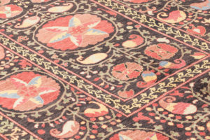36462-Luxe_Textile_Fine_Suzani_Wool_Rug-5'1''x7'4''-Afghanistan-4