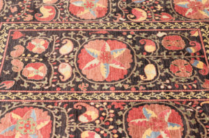 36462-Luxe_Textile_Fine_Suzani_Wool_Rug-5'1''x7'4''-Afghanistan-5
