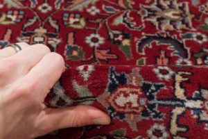 33912-Sarouk_Fine_Red_Navy_Handwoven_Traditional_Rug-2'9''x19'7''-India-7