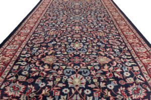 Sarouk Handwoven Traditional Rug