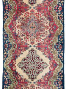 24977_ESTIRN1-Antique_Lavar_Kerman_Fine_Handwoven_Rug-2'7''x10'3''-Persia-1-Center
