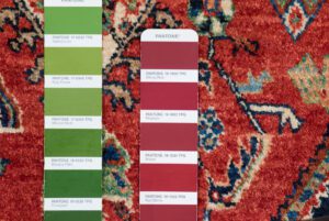 33979-Persian_Qasqai_Ultimate_Village_Rug-5'1''x6'8''-Iran-11