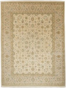 Kashan Handwoven Classic Rug
