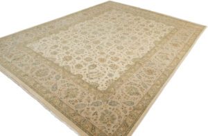 Kashan Handwoven Classic Rug