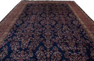 Sarouk Fine Handwoven Traditional Rug