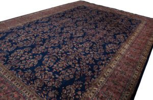 Sarouk Fine Handwoven Traditional Rug