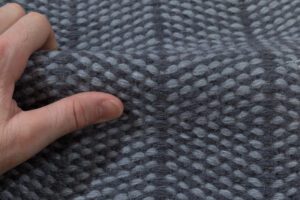 54780_EWV107F-Katahdin_Blueberry_New_Zealand_Wool_Handwoven_Rug-1'0''x1'0''-India-3